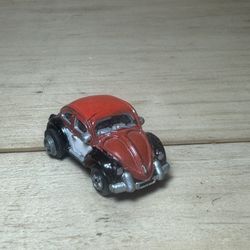 Vintage 1990 Galoob Micro Machines Snap Backs '53 Volkswagen Beetle RARE COLOR