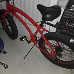 New SIKK TOP OF LINE BEACH CRUISER 