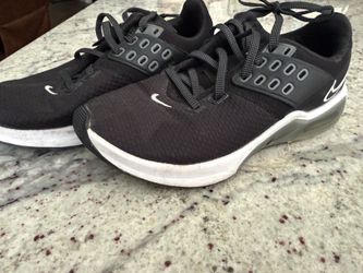 Nike women’s shoes