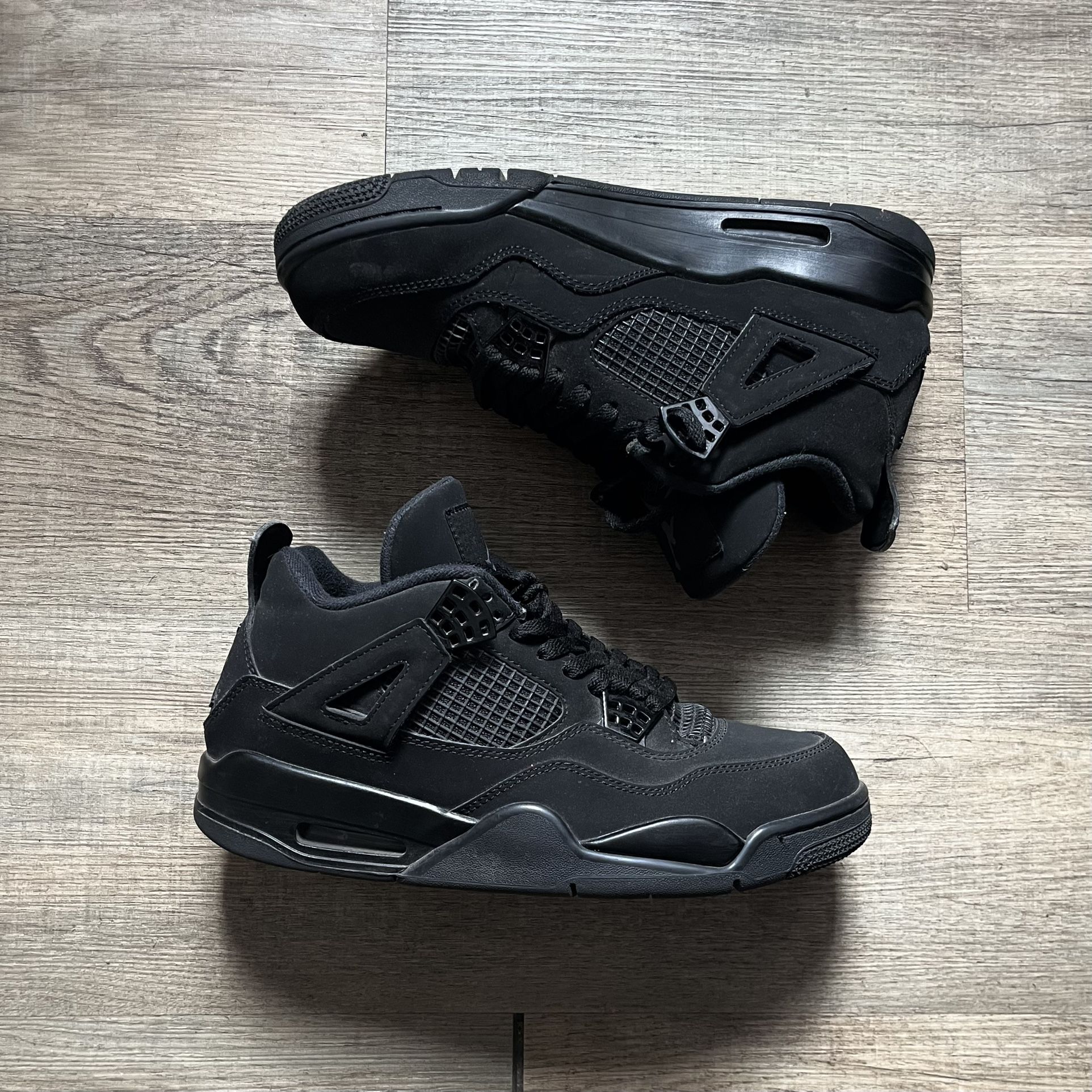 Jordan 4 Black Cat