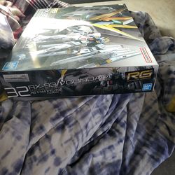 Gundam RX-93 rg gundam