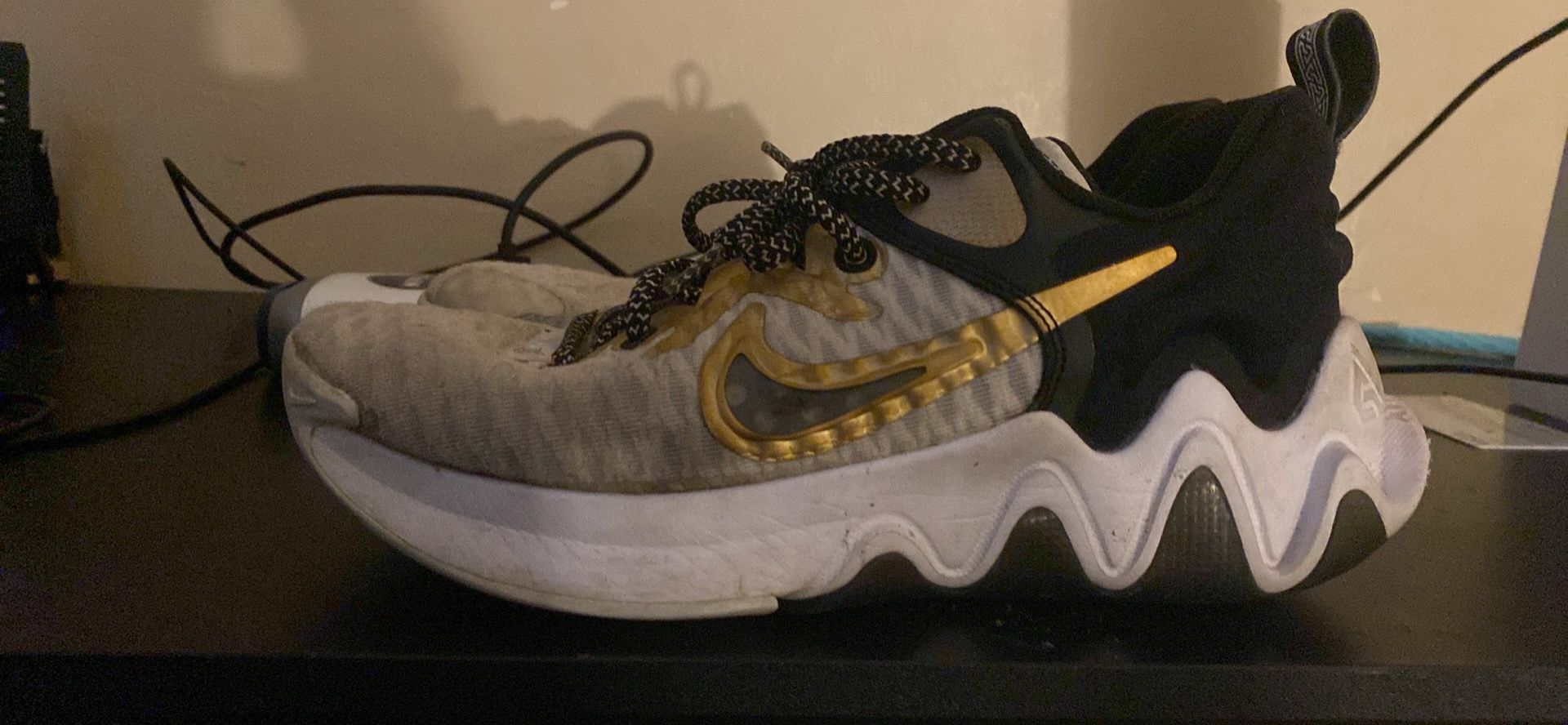 basketball shoes size 8