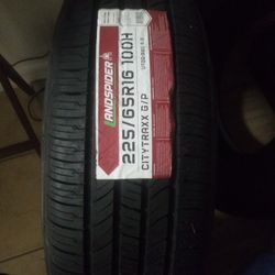 Llantas, Cauchos, Gomas Tire