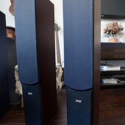 (1) Dynaudio Audience 122 Speaker
