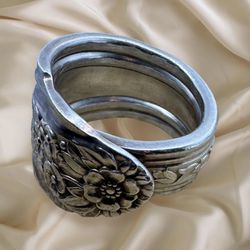 Vintage International Signed Silver Flatware Spoon Ring - Size 7