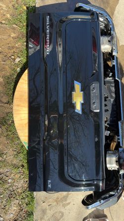 Tailgate & Back Bumper