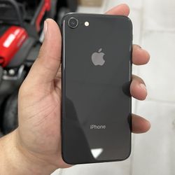 iPhone 8 Factory Unlocked 64GB $149 Cash Or Card!!