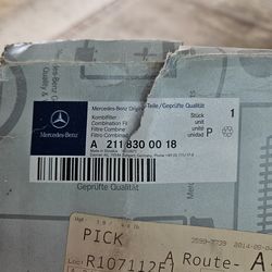 A 211 830 00 18 Mercedes Benz Air Filter