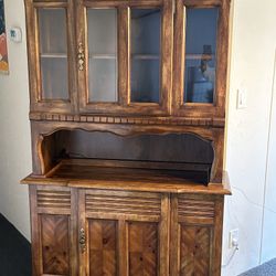 Vintage Dark Wood, China Cabinet