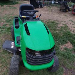 John Deere Tractor 