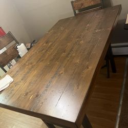 Dining Table 4 High Chairs