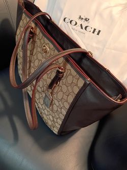 COACH TURNLOCK TOTE, NEW,  IN SIGNATURE JACQUARD LARGE  BROWN COLOR