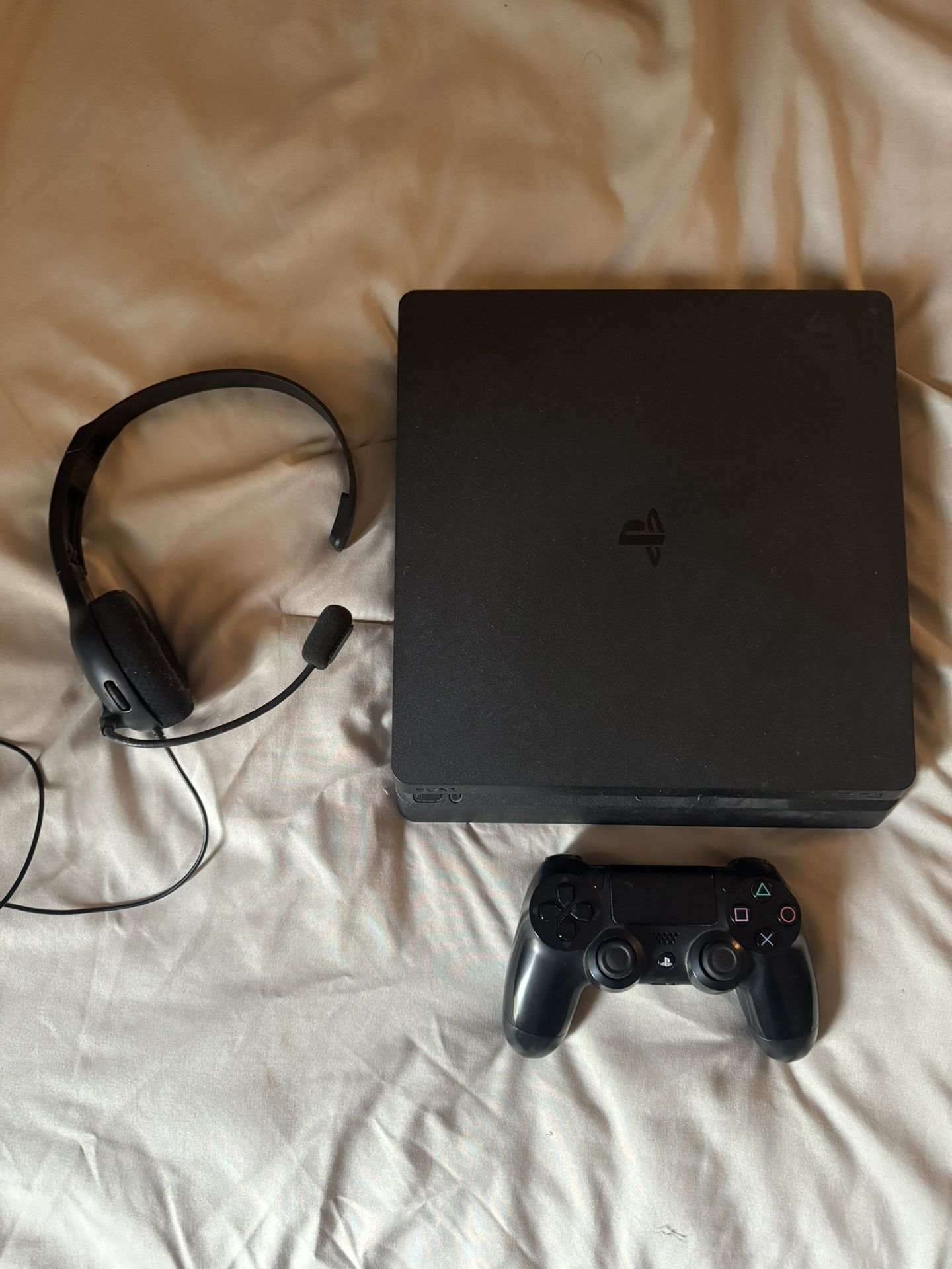 PlayStation 4 with Controller and Headset 1TB