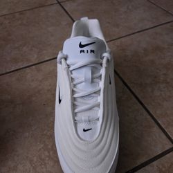 Brand New Nike Air, Never Been Worn