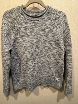 2 Lululemon women's knitted pullover sweater - Small