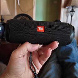 A JBL Speaker Box