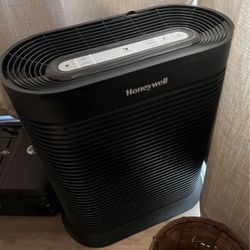 Honeywell True HEPA Air Purifier Allergen Plus Series For Extra Large Rooms - Black, HPA300