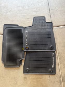 2021 Lexus RX weather floor mats