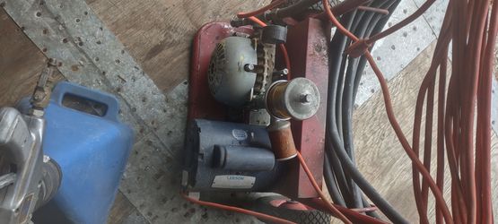 Wall Board ( manufacturer trademark) continuous air sprayer