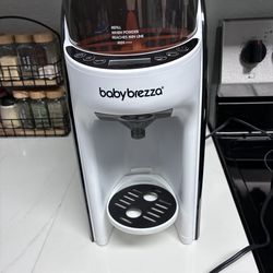 Baby Brezza Formula Dispenser