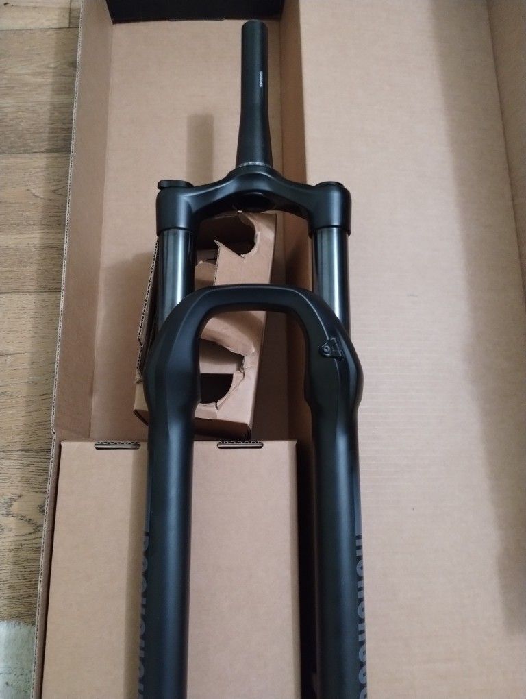 Rock SHOX 35 Silver TK 130mm Fork. Norco Fluid Take-off