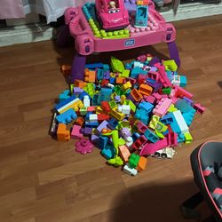 MEGA BLOCK TOYS