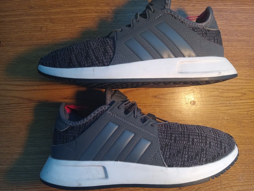 Adidas Woman's Shoes Size 5.5 Good Condition