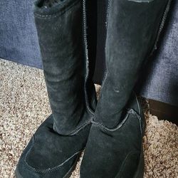 Bearpaw Sheepskin  Black Warm Winter Boots- Wonens Size 8 