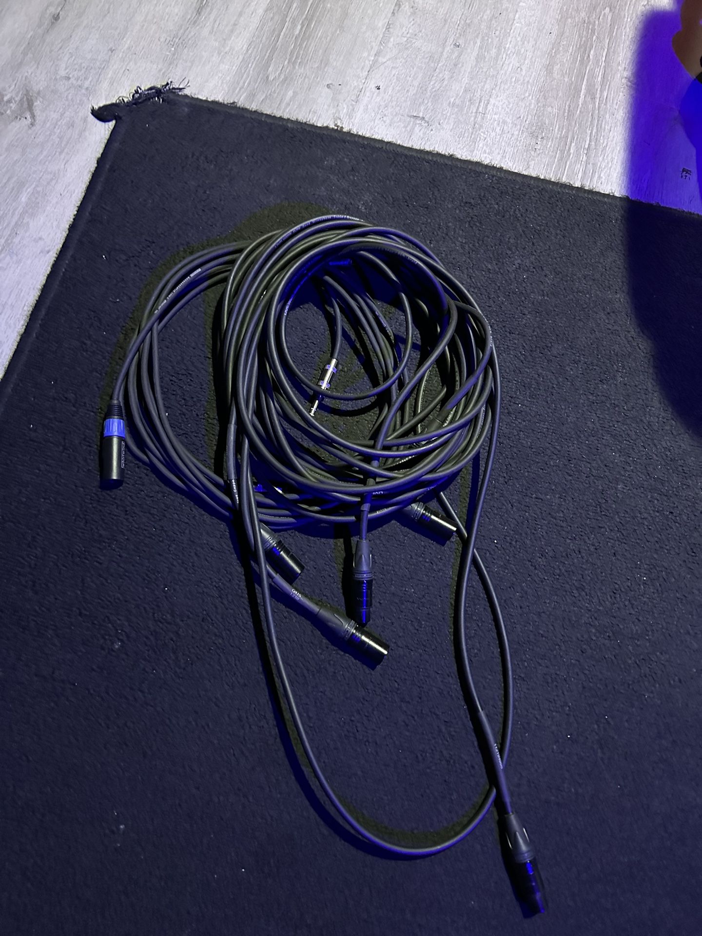 Mic Cables