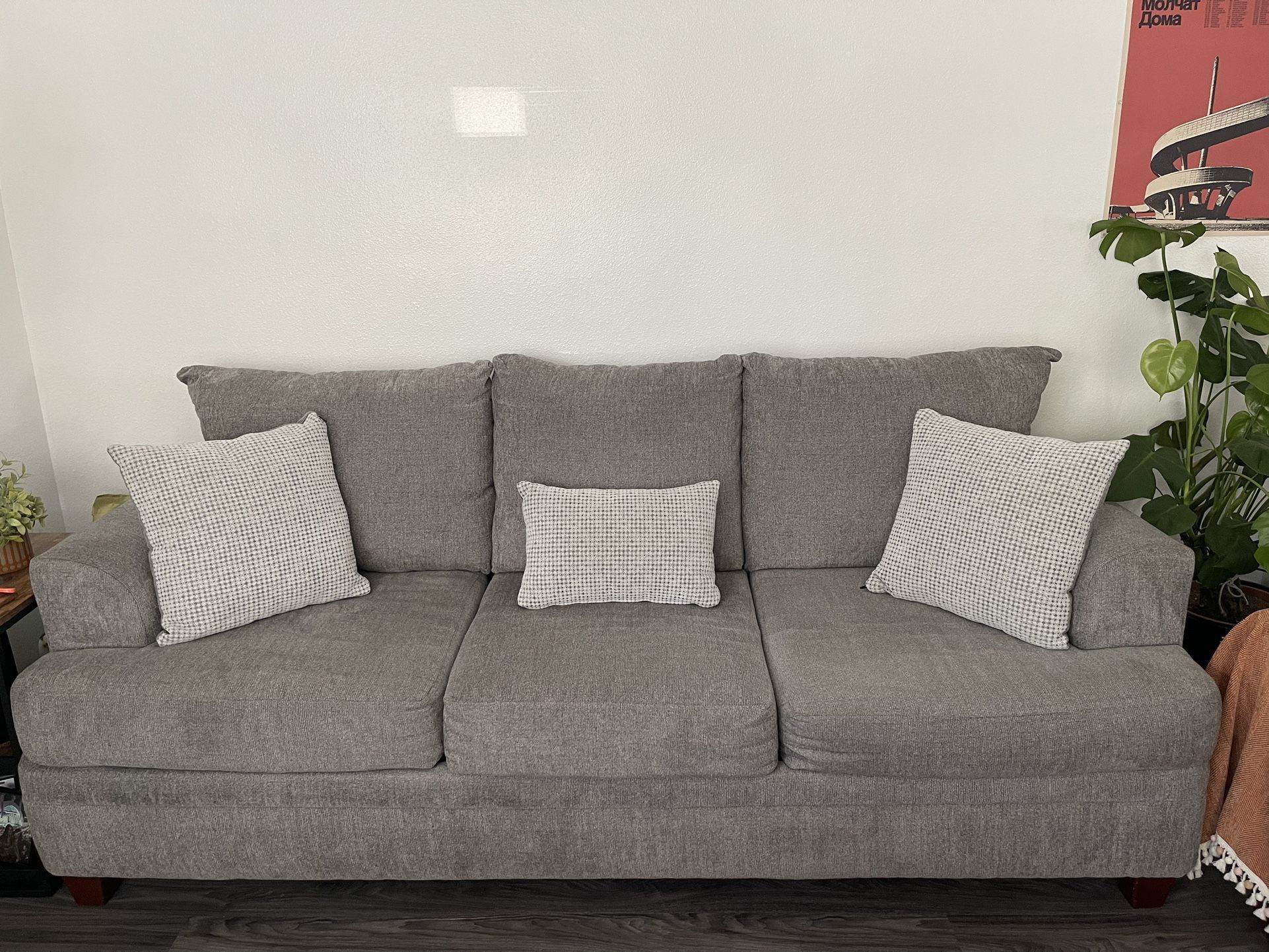 Couch / Sofa