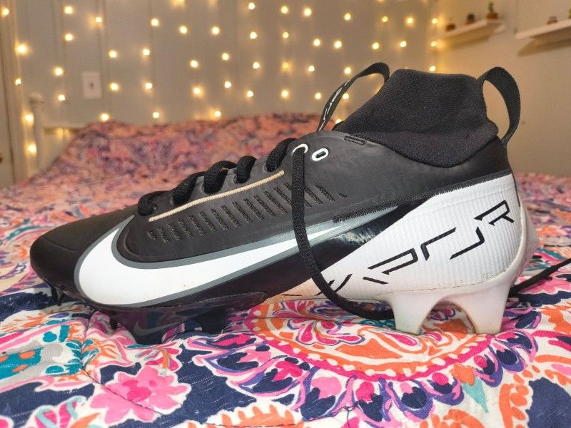 Nike Cleats Worn Onve Size 10