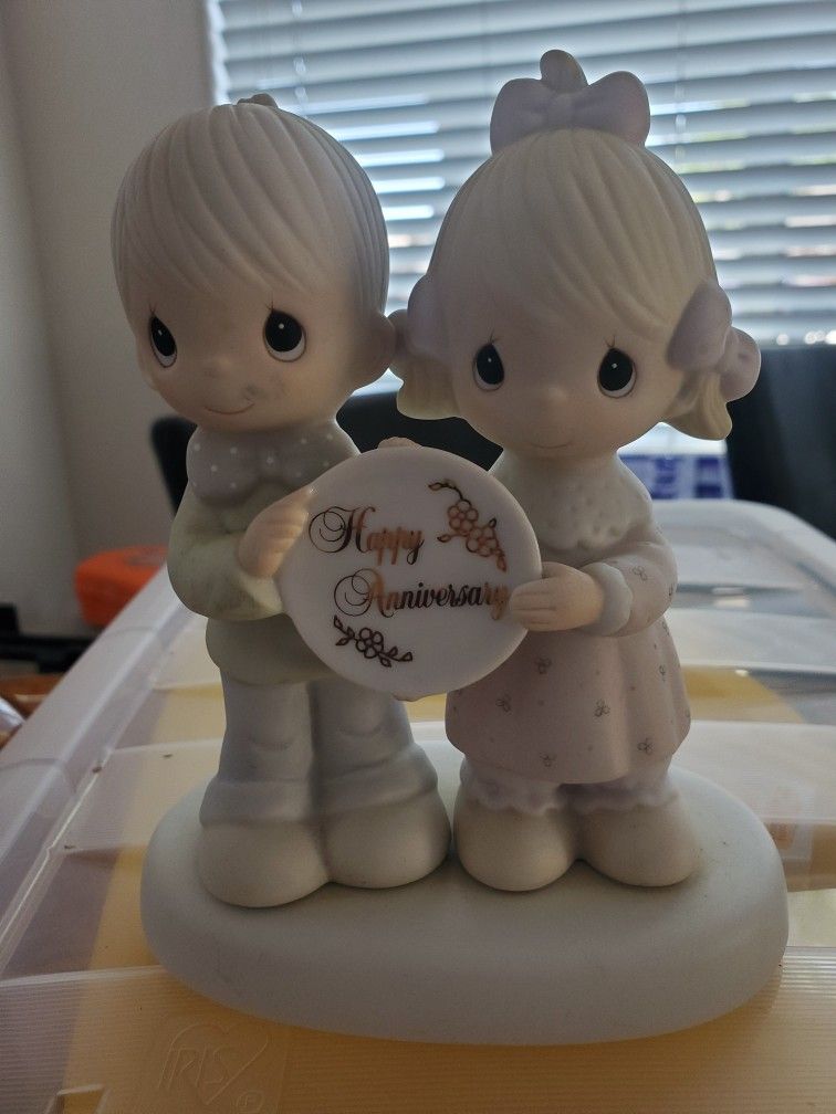Precious Moments Happy Anniversary