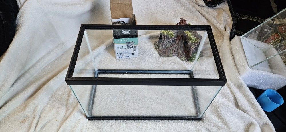 5.5 Gallon Fish Tank Bundle