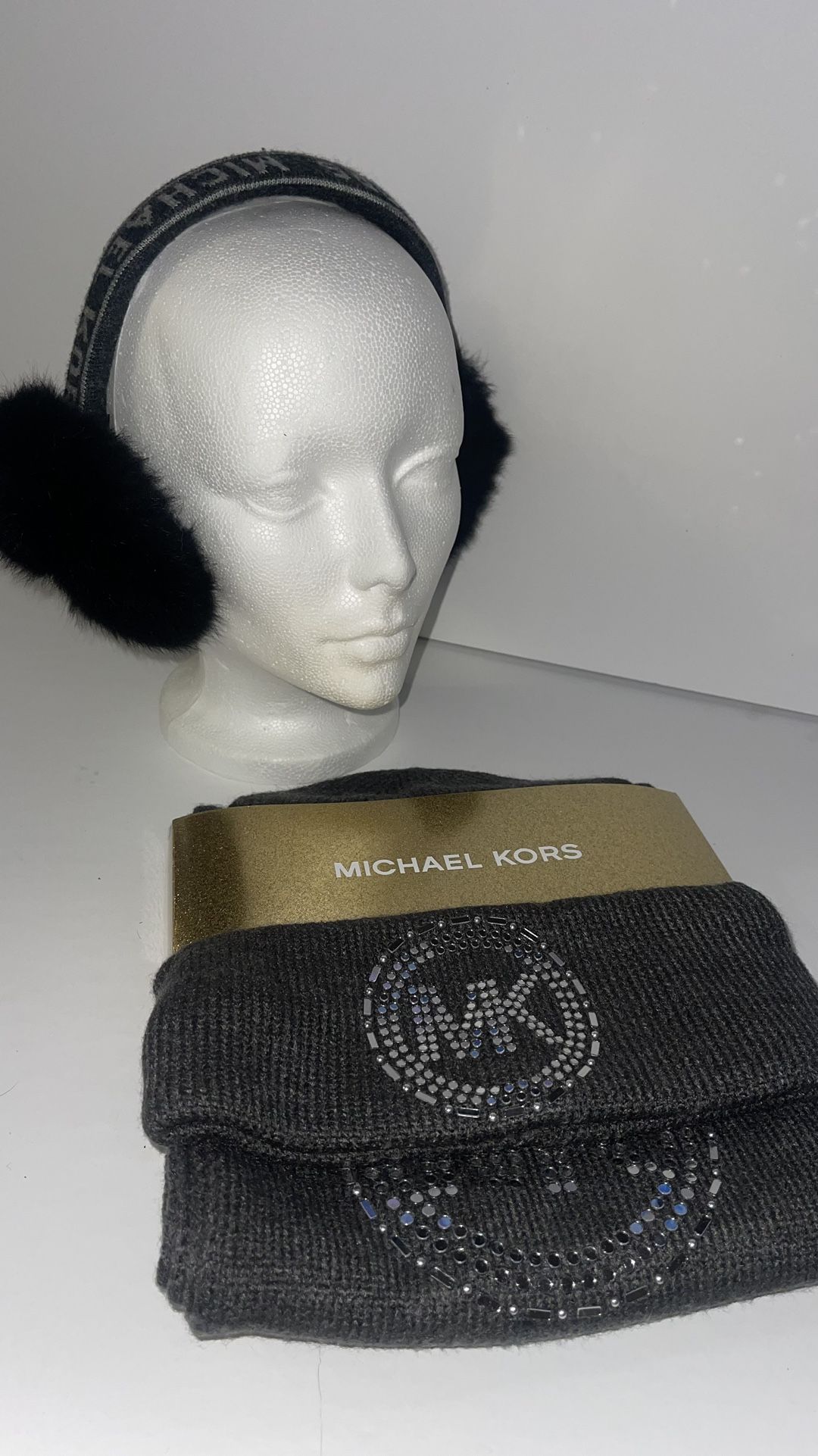 Michael Kors Hat And Scarf Set 