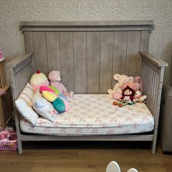 BED / CRIB