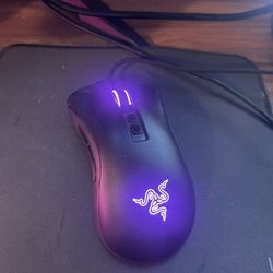 Razer Deathadder V2 wired gaming mouse