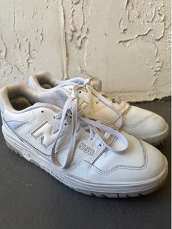 White New Balance BB550