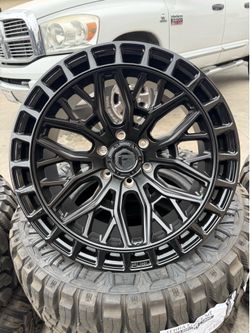 20” CHEVY GMC TOYOTA RAM6 WHEELS AND TIRES