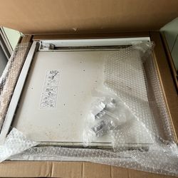Bosch white stacking kit with shelf for the WTZ 11400 series washer/dryer