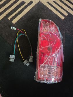 Toyota tacoma right rear light