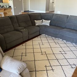 Power Reclining Sectional - Parker House Bizmark Collection, Like New!!