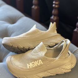 Hoka Woman Size 8 Used 3times Only 