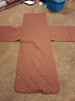 Recliner cover w picket on both sides nice 10.00