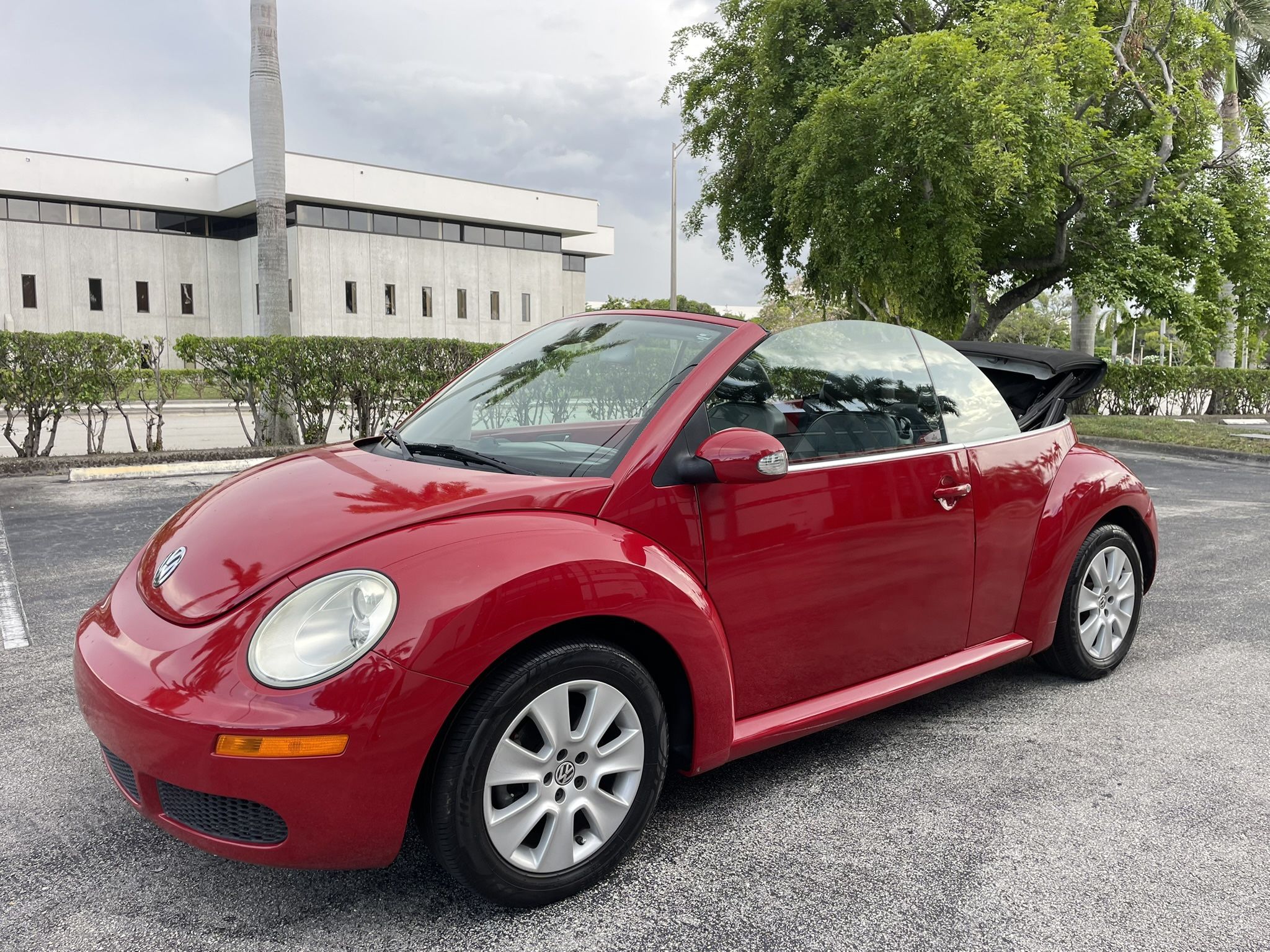 2008 Volkswagen New Beetle