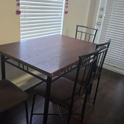 Dining Table With 3 Chairs