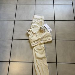 Alo Oatmel Legging + Bra Set