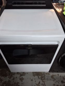 Whirlpool White Front-Load Dryer (7.4 cu.ft.) Vented Electric Dryer in white finish.