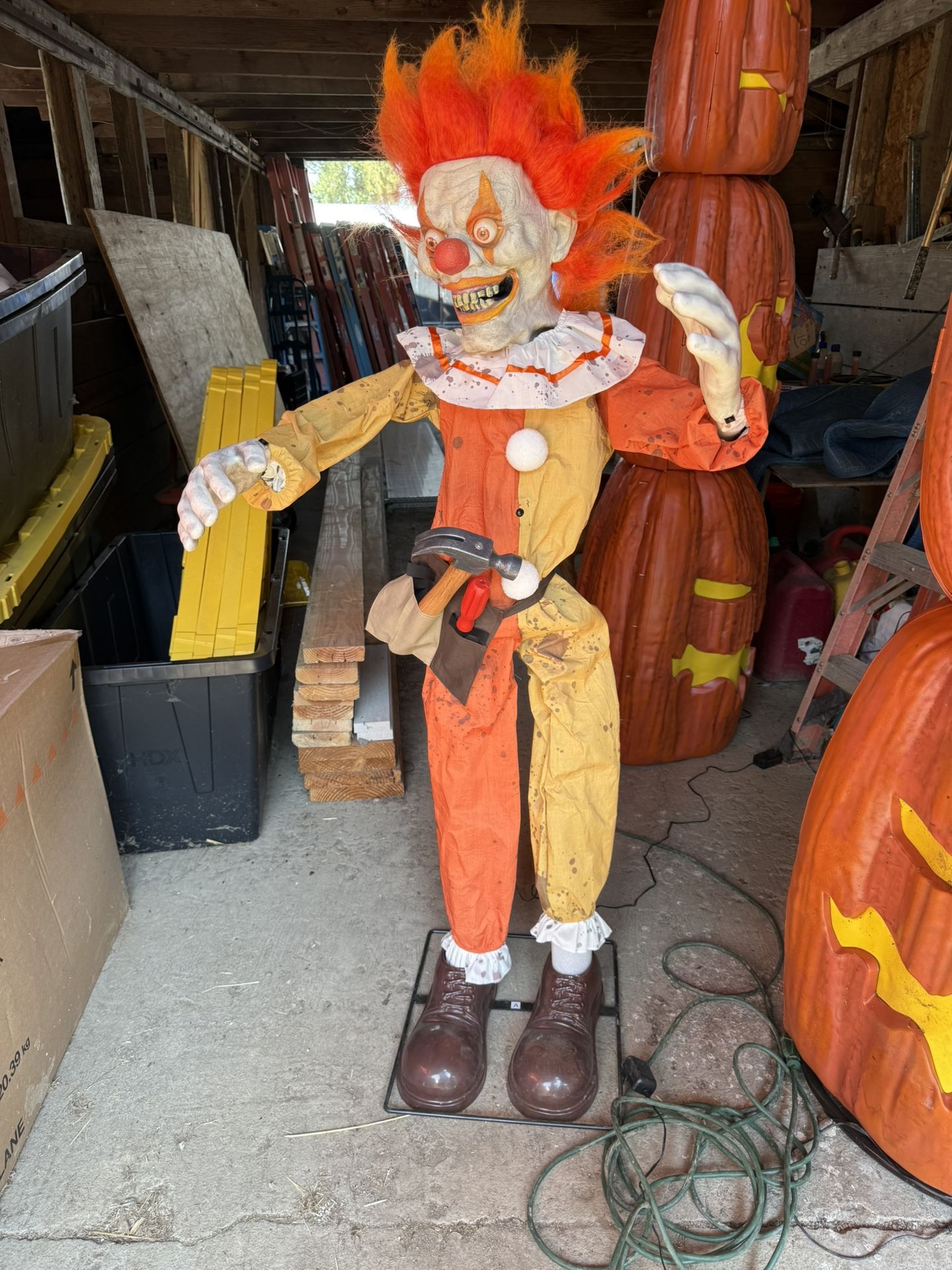 4.5 ft Animated Sinister Steve Clown Halloween Decoration