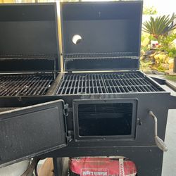 Asador De Carbón Y Gas 