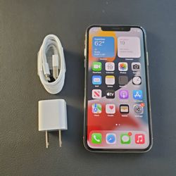 iPhone X - UNLOCKED - Like New  